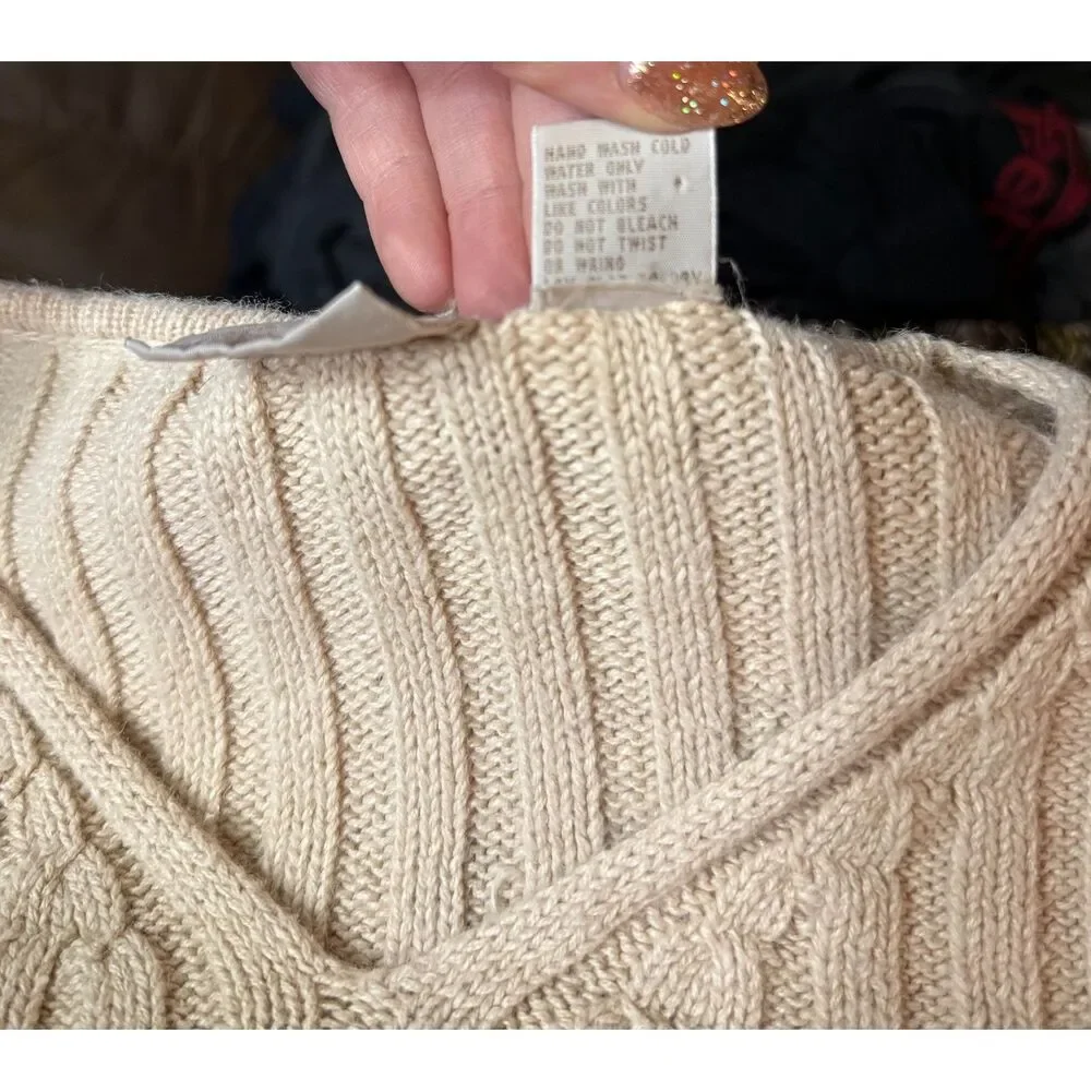 Vintage Y2K Cream Ribbed V Neck Sweater Womens XL Coastal Grandmother Minimalist